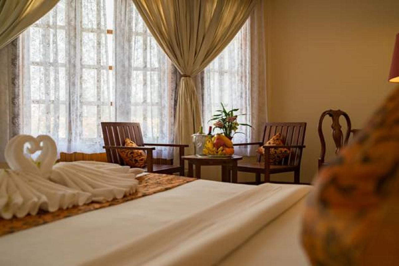 Sun Inns Hotel Сіємреап Екстер'єр фото